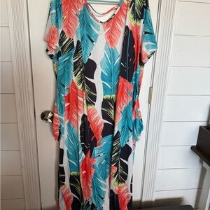 Tropical Leaf Print Maxi Dress